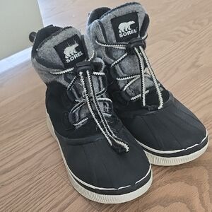 Sorel Kids Black and Gray Winter Boots